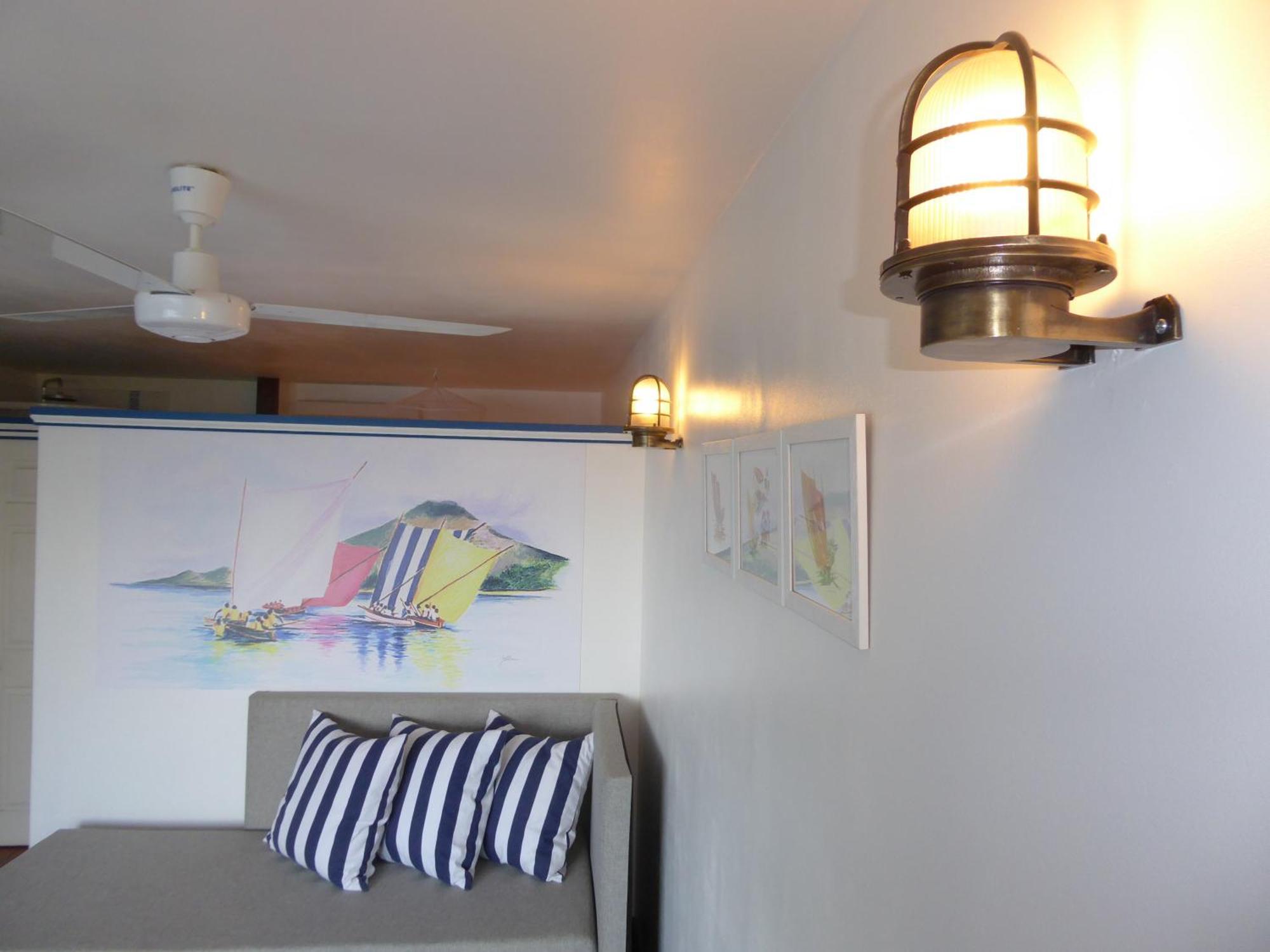 レ・トロワ・イレHabitation Desrosiersアパートメント エクステリア 写真